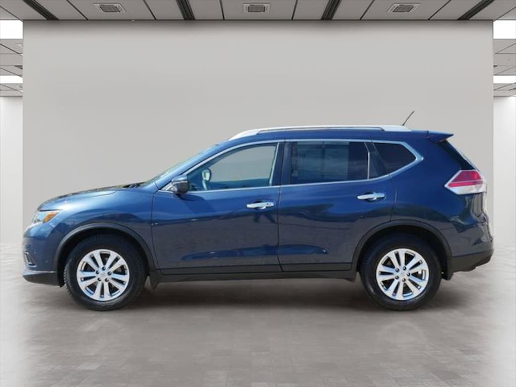 Used 2016 Nissan Rogue SV SUV