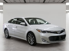 2015 Toyota Avalon Sedan