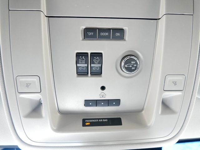 2016 Chevrolet Tahoe LT - Photo 24