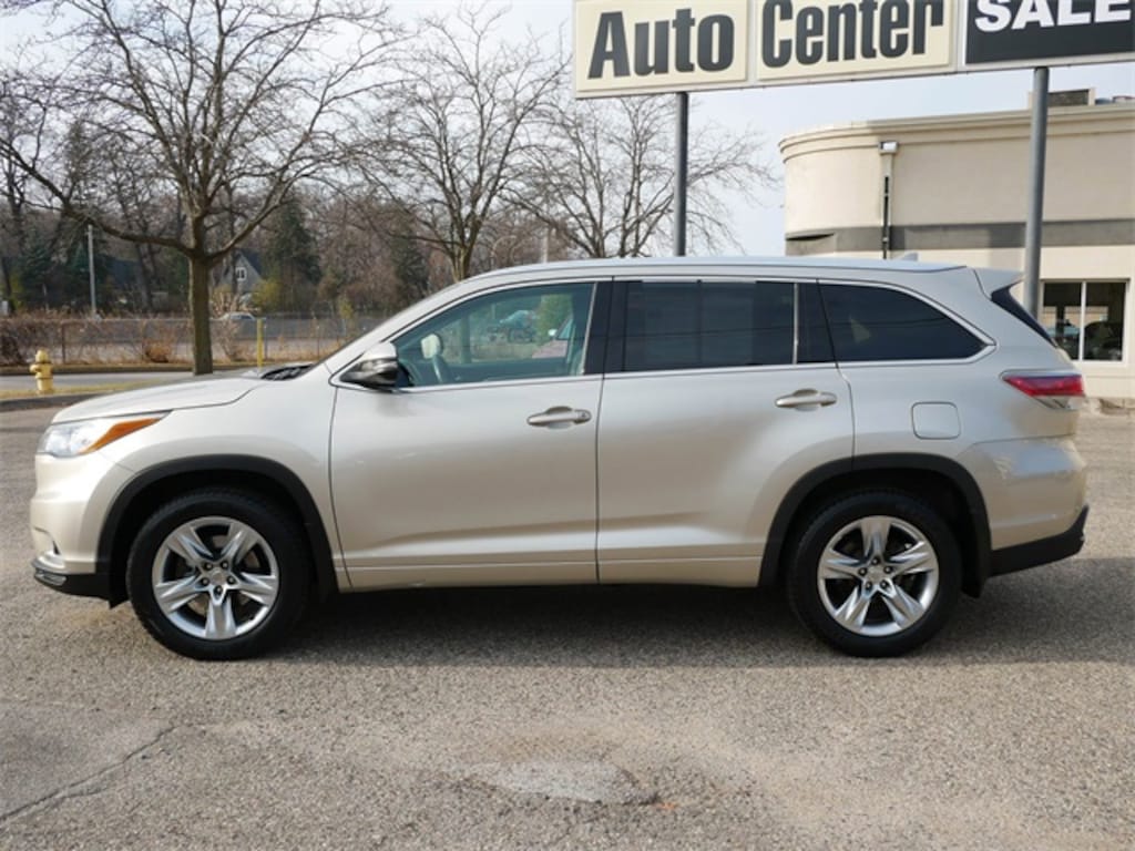Used 2015 Toyota Highlander Limited V6 SUV