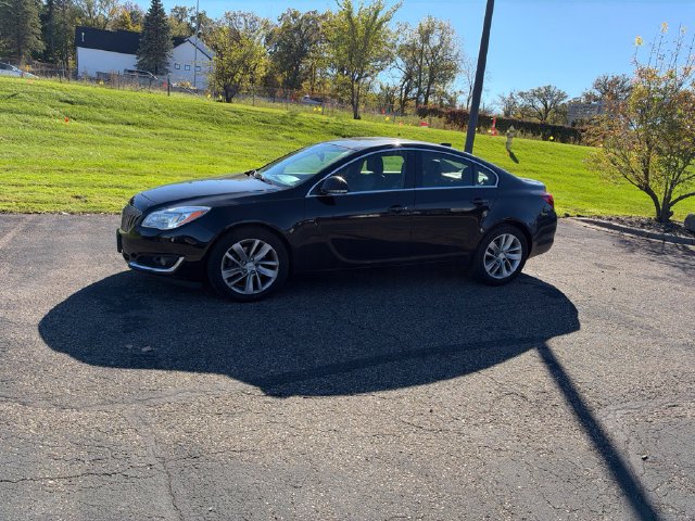Used 2017 Buick Regal Turbo Premium II Sedan