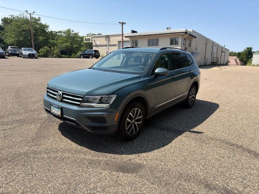 Used 2020 Volkswagen Tiguan 2.0T SE 4MOTION SUV