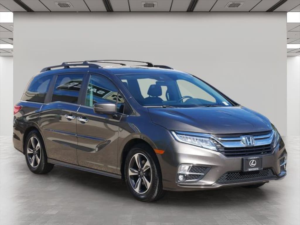 Used 2018 Honda Odyssey Touring Van