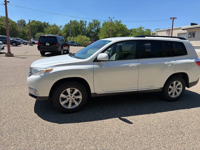 2011 Toyota Highlander's photo