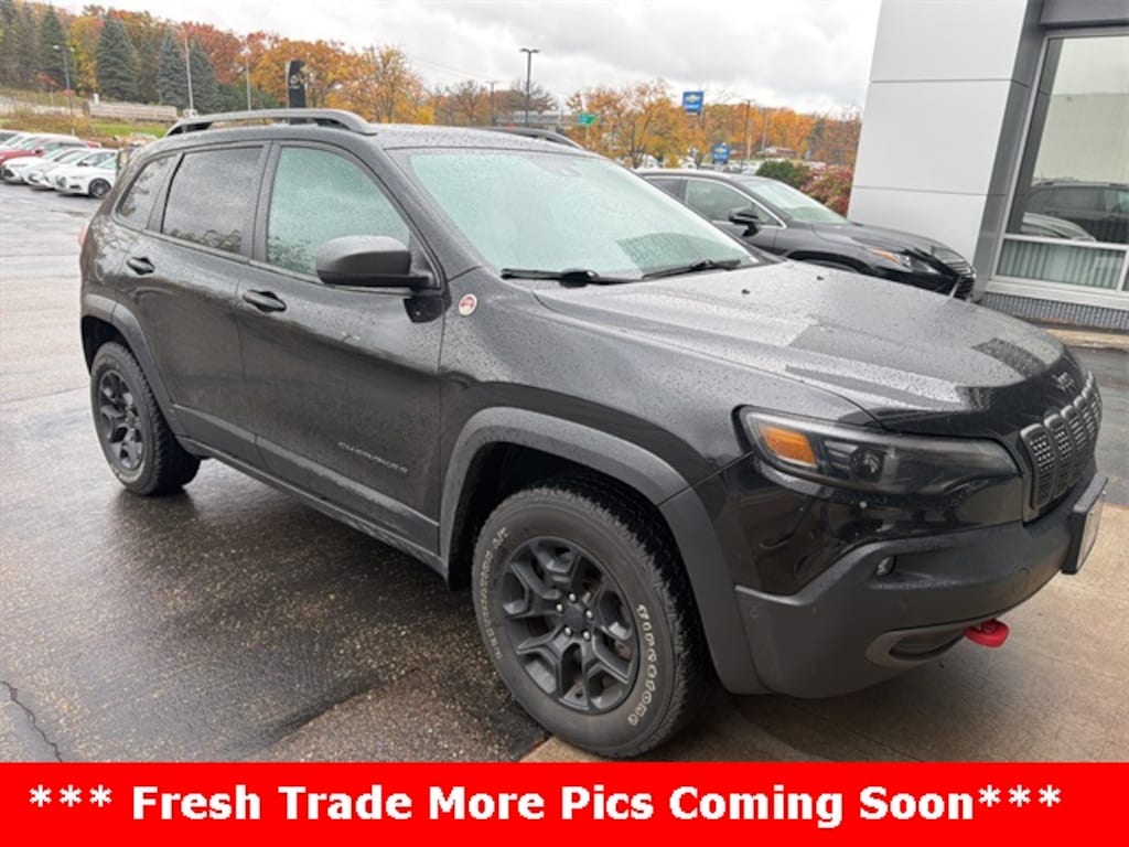 Used 2019 Jeep Cherokee Trailhawk 4x4 SUV