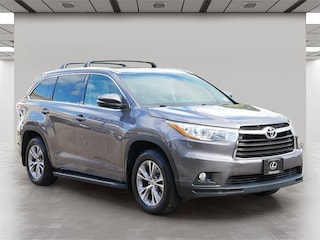 2015 Toyota Highlander XLE V6 SUV