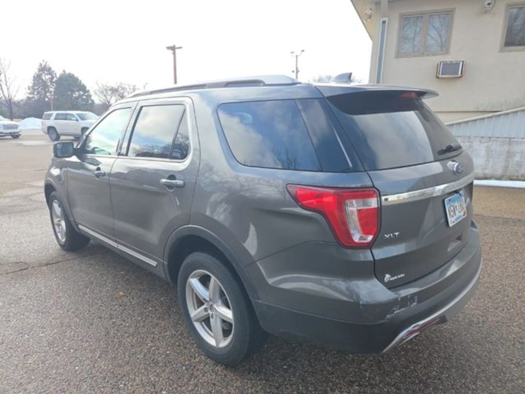 Used 2016 Ford Explorer XLT SUV