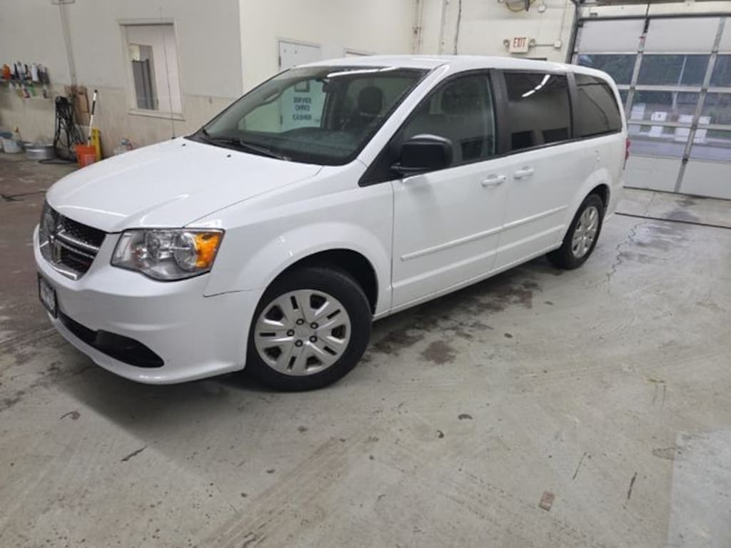 Used 2015 Dodge Grand Caravan AVP/SE Van