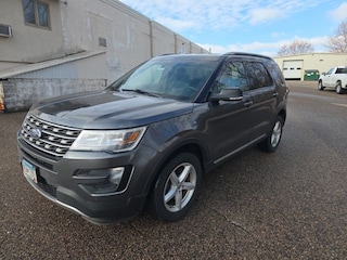 2016 Ford Explorer XLT SUV