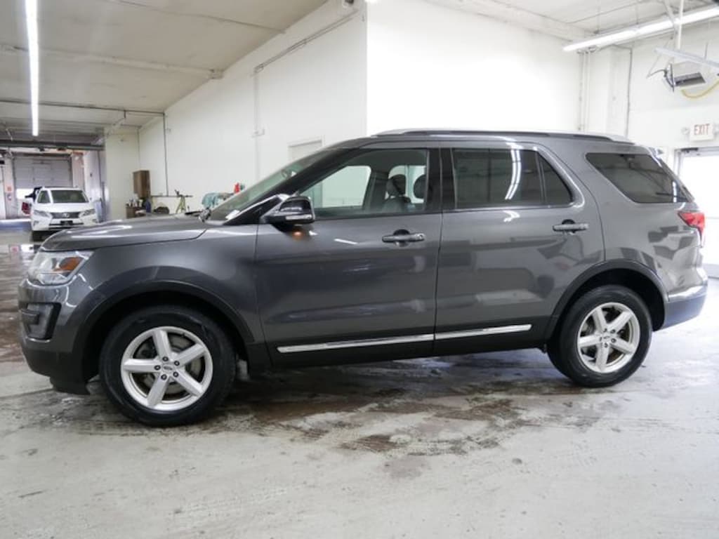 Used 2016 Ford Explorer XLT SUV