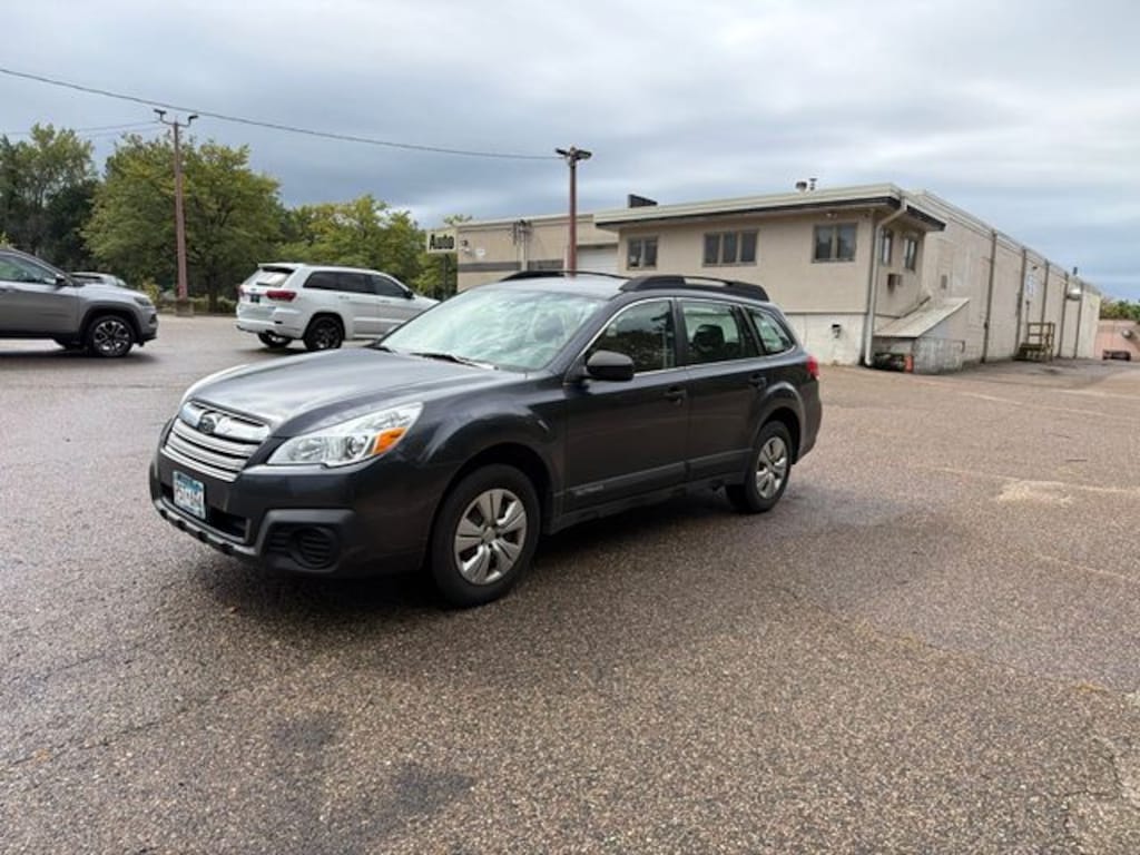 Used 2013 Subaru Outback 2.5i (M6) SUV