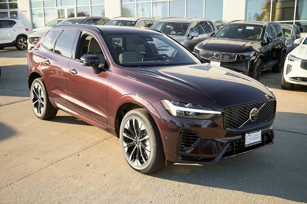 New 2026 Volvo XC60 plug-in hybrid T8 Plus SUV