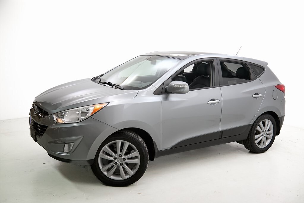 2010 Hyundai Tucson Limited photo 2