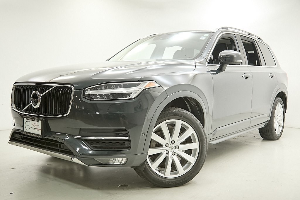 Used 2017 Volvo XC90 Momentum with VIN YV4A22PK1H1178990 for sale in Oak Park, IL