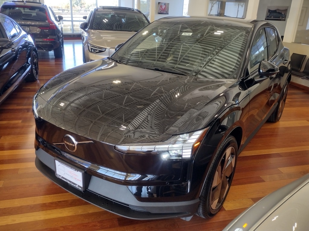 New 2025 Volvo EX30 Twin Motor Plus SUV