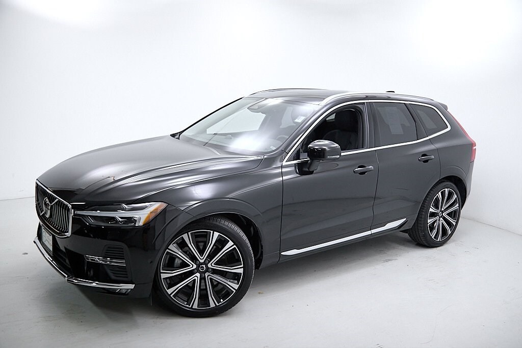 2023 Volvo XC60 Ultimate photo 2