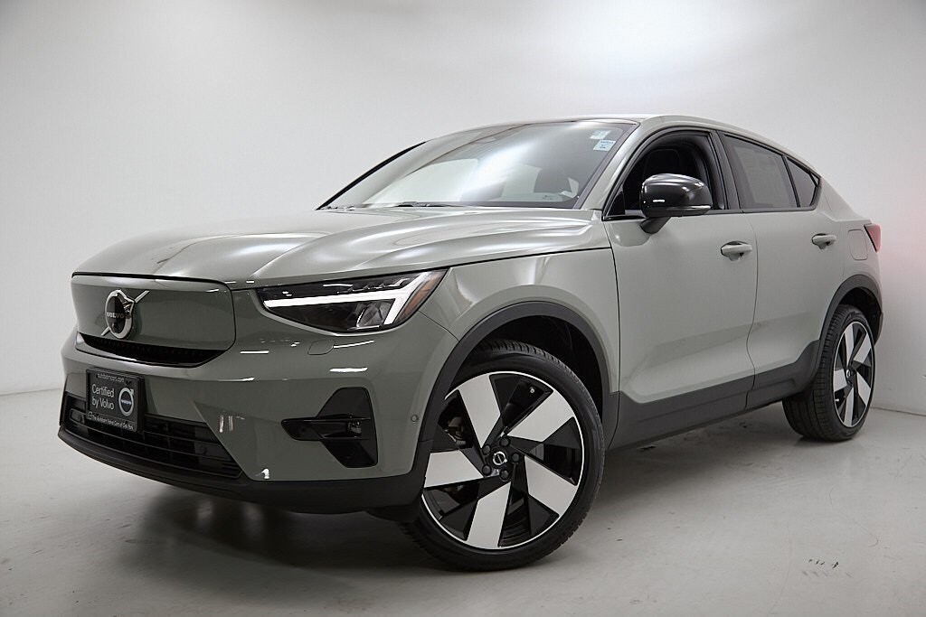 2023 Volvo C40 Recharge Ultimate photo 2
