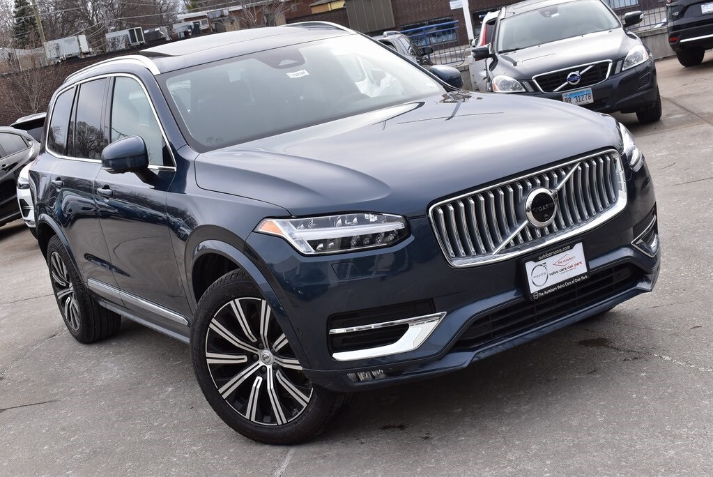 2025 Volvo XC90 Plus photo 2