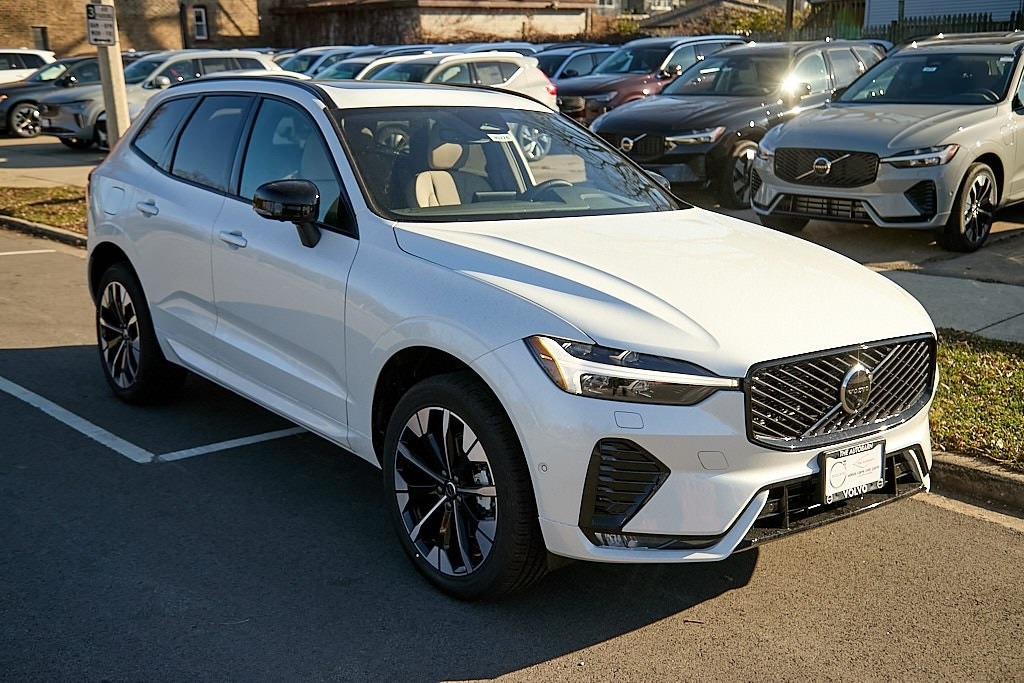 New 2026 Volvo XC60 B5 Plus SUV