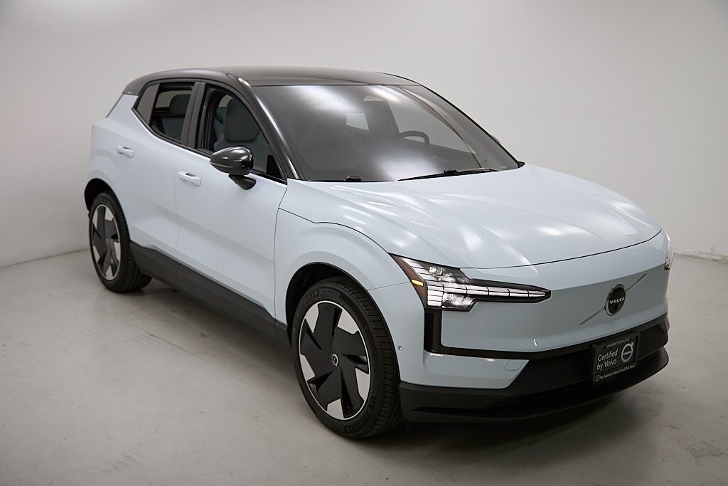 2025 Volvo EX30 Ultra photo 4