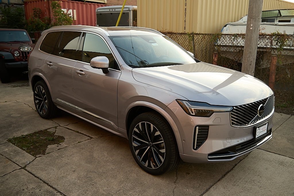 New 2026 Volvo XC90 B6 Plus 6-Seater SUV