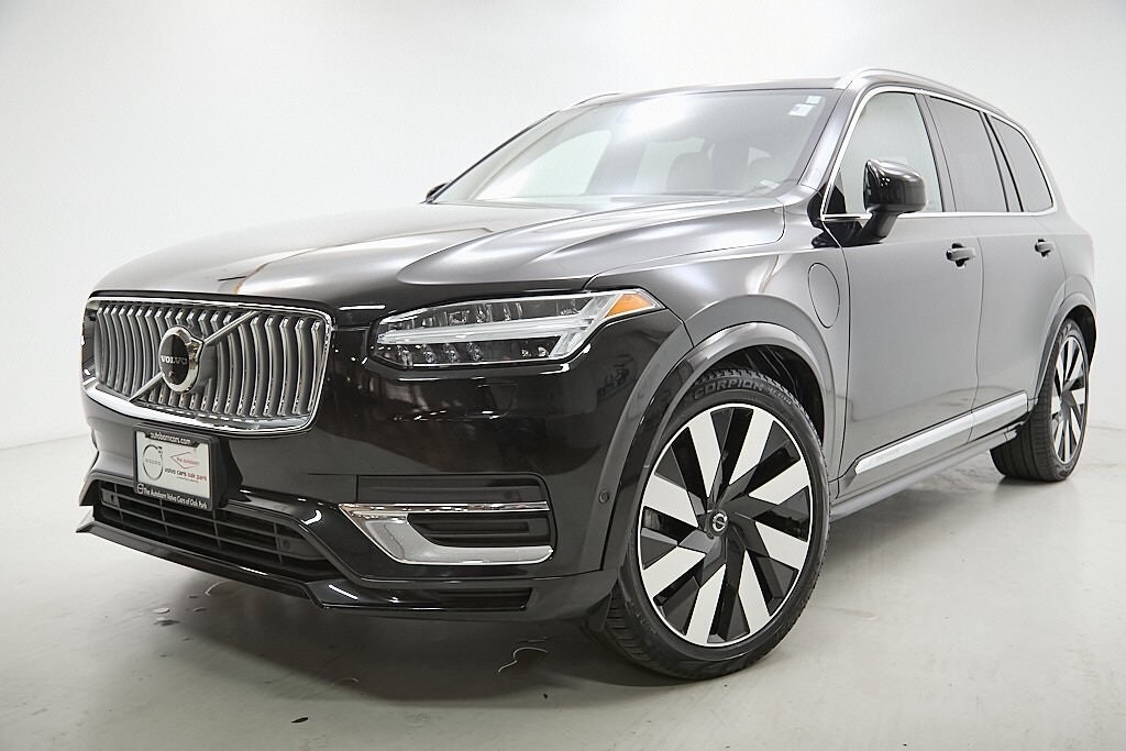 2023 Volvo XC90 Recharge Ultimate photo 2