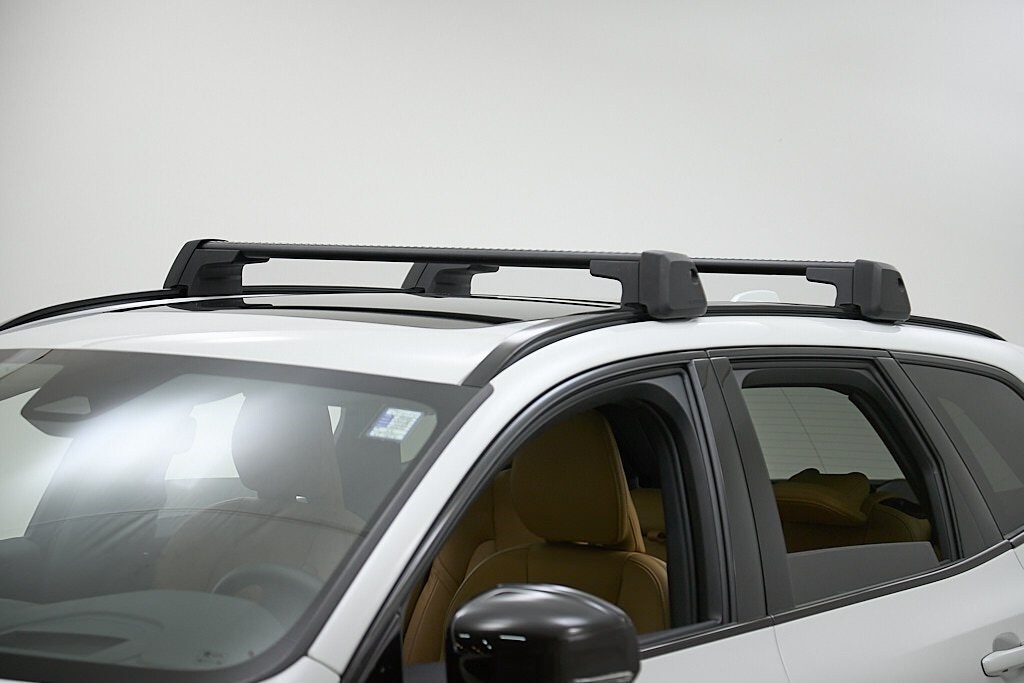 2025 Volvo XC60 Hybrid T8 photo 4