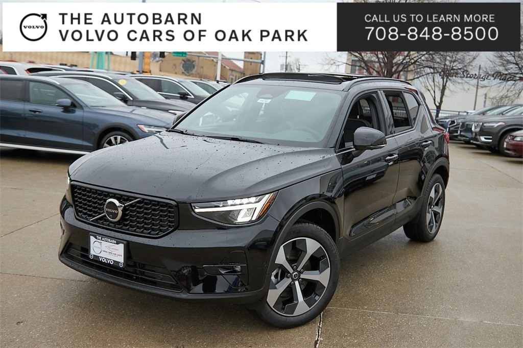 2026 Volvo XC40 Plus's photo