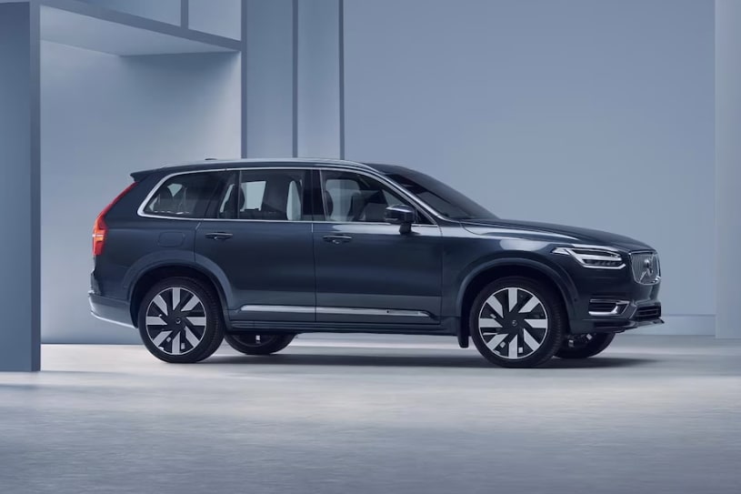 XC90 Recharge plug-in hybrid parking
