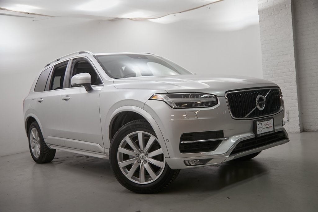 Used 2018 Volvo XC90 Momentum with VIN YV4A22PK6J1198058 for sale in Oak Park, IL