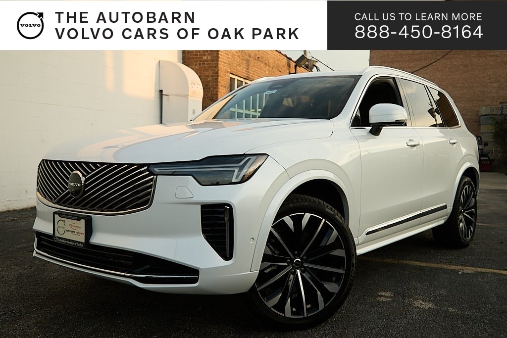 2025 Volvo XC90 Plus's photo