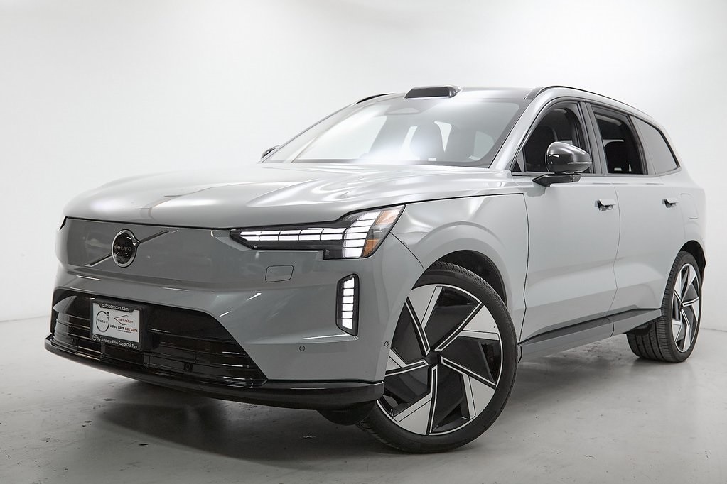 Certified 2025 Volvo EX90 Ultra with VIN 7JDE23VLXSG000612 for sale in Oak Park, IL
