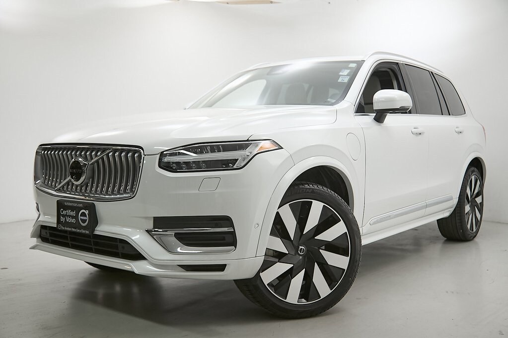 2023 Volvo XC90 Recharge Ultimate photo 2