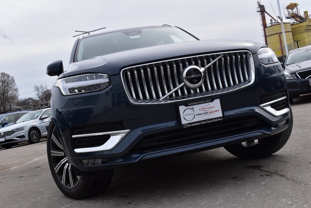 2025 Volvo XC90 Plus photo 4
