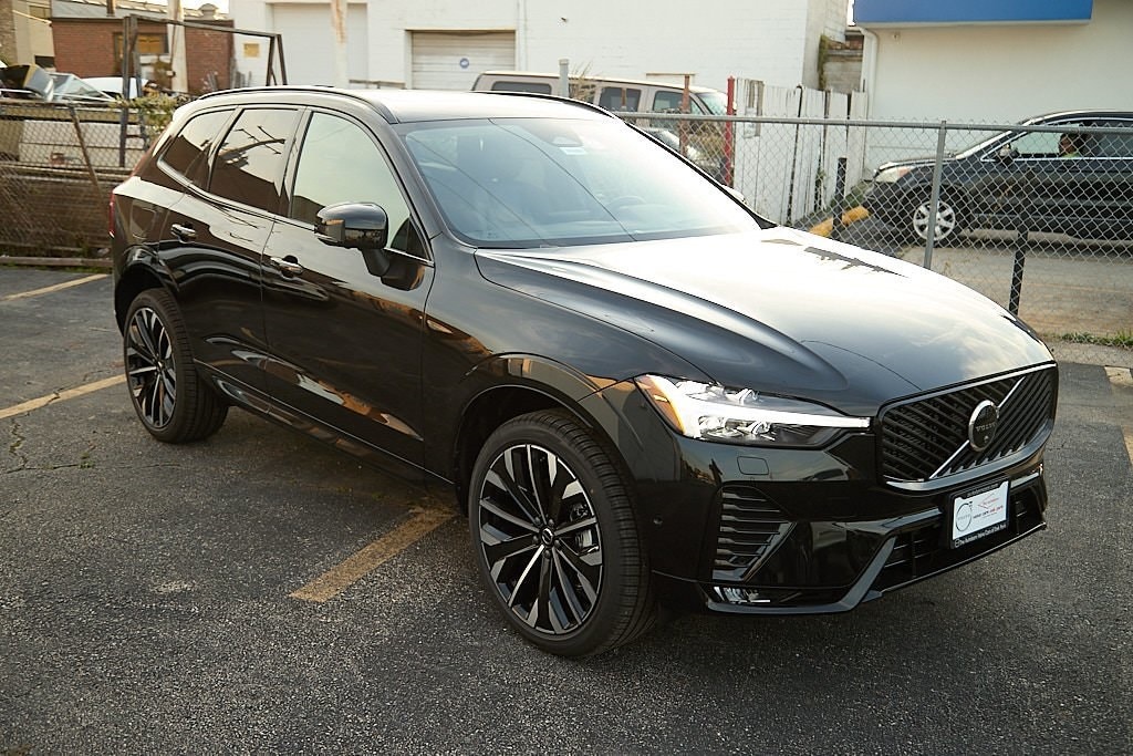 New 2026 Volvo XC60 B5 Ultra SUV