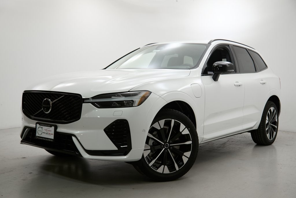 New 2026 Volvo XC60 plug-in hybrid T8 Plus SUV