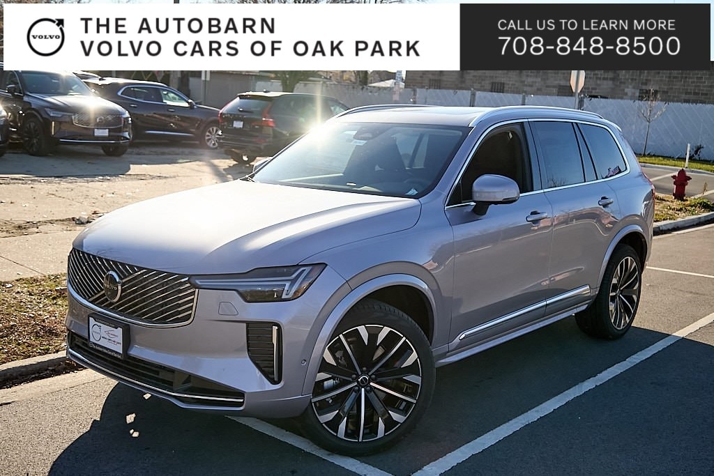 2026 Volvo XC90 Plus's photo