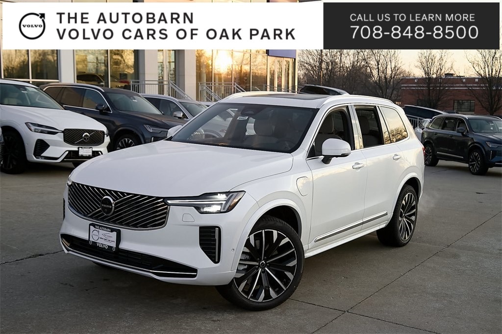 2026 Volvo XC90 Plus's photo