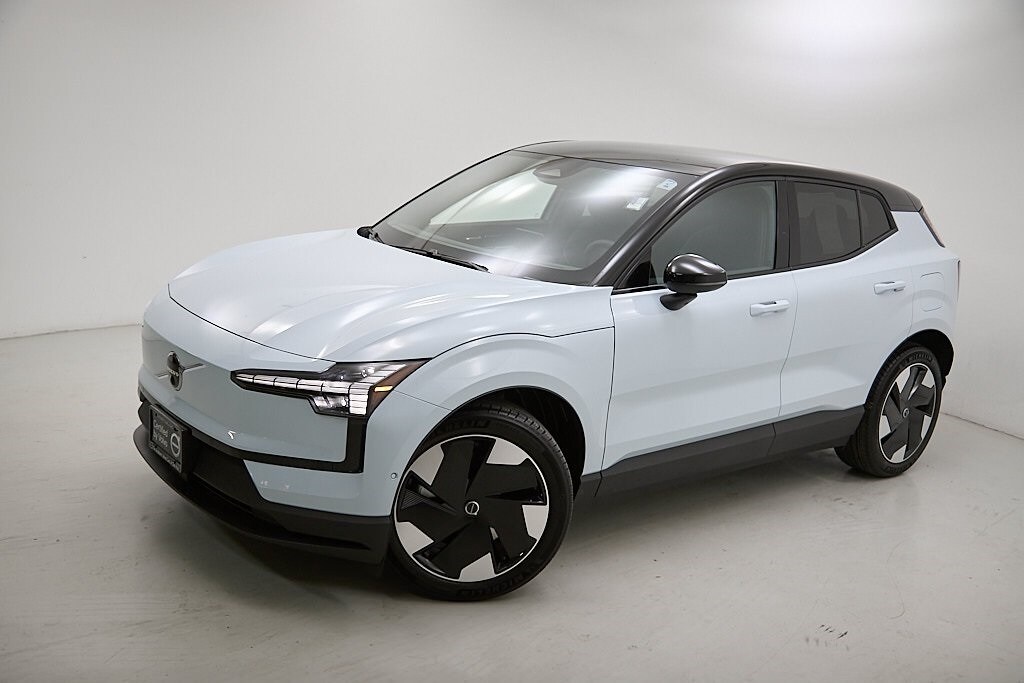 2025 Volvo EX30 Ultra photo 3