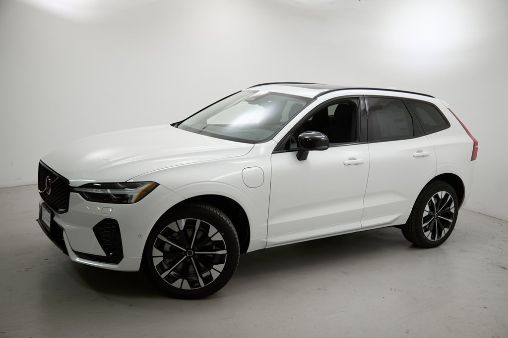 New 2026 Volvo XC60 plug-in hybrid T8 Plus SUV