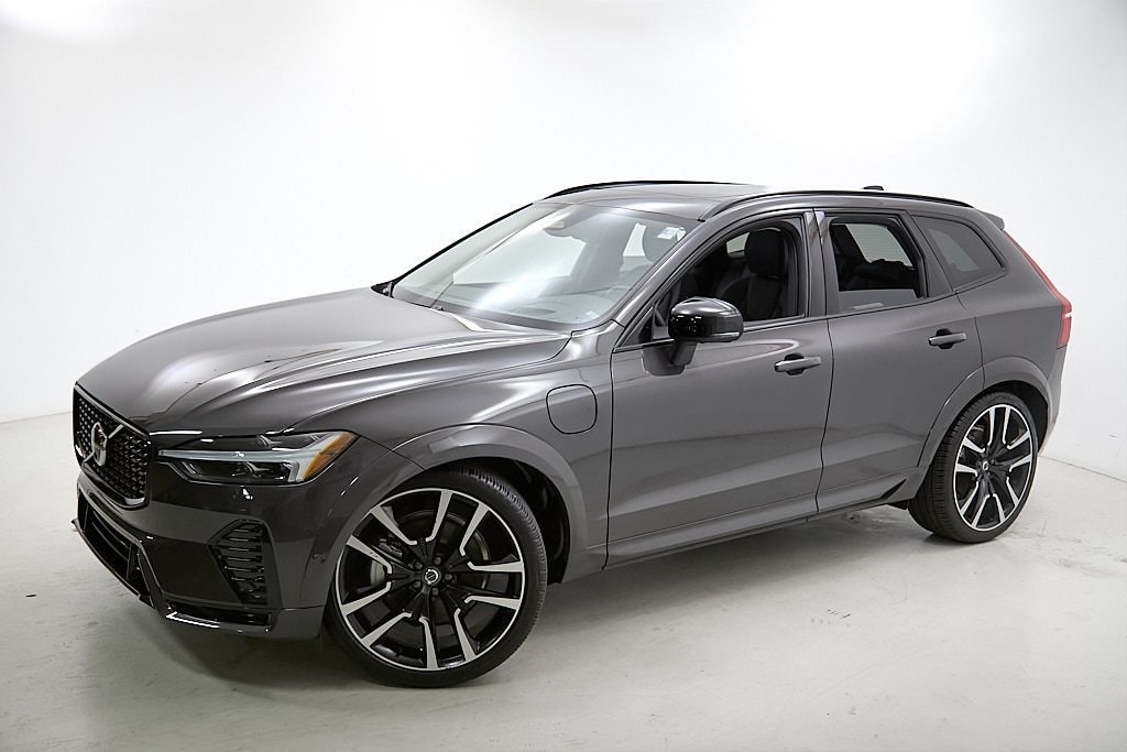 Certified 2025 Volvo XC60 Plug-In Hybrid T8 Ultra SUV
