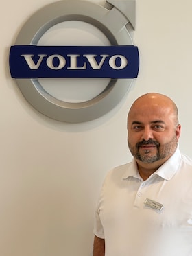 Staff member Freddy Merza from 21cfcfe5a50b