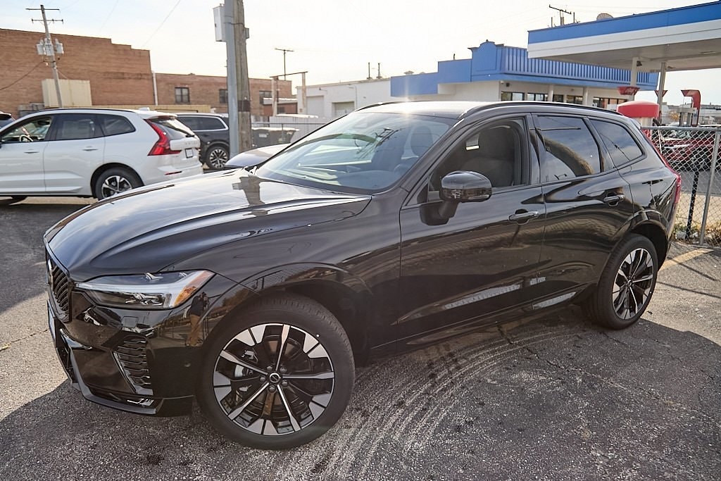 New 2026 Volvo XC60 B5 Plus SUV