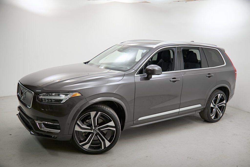 2024 Volvo XC90 Ultimate photo 3