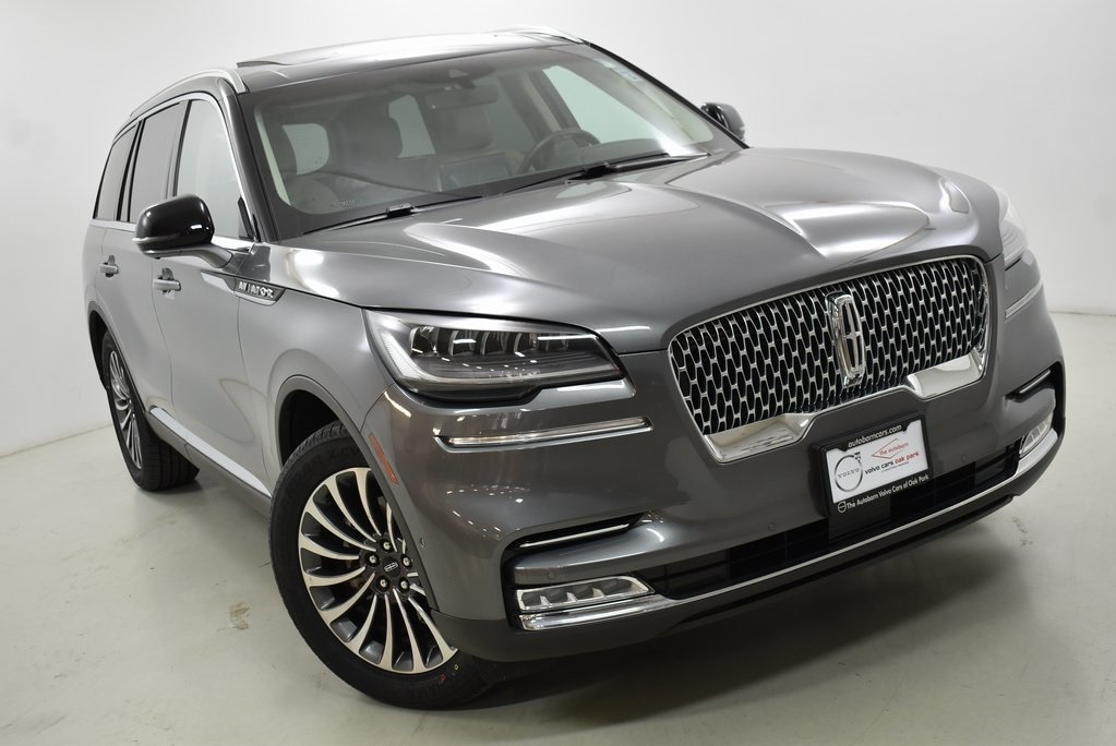 Used 2021 Lincoln Aviator Reserve with VIN 5LM5J7XCXMGL02090 for sale in Oak Park, IL