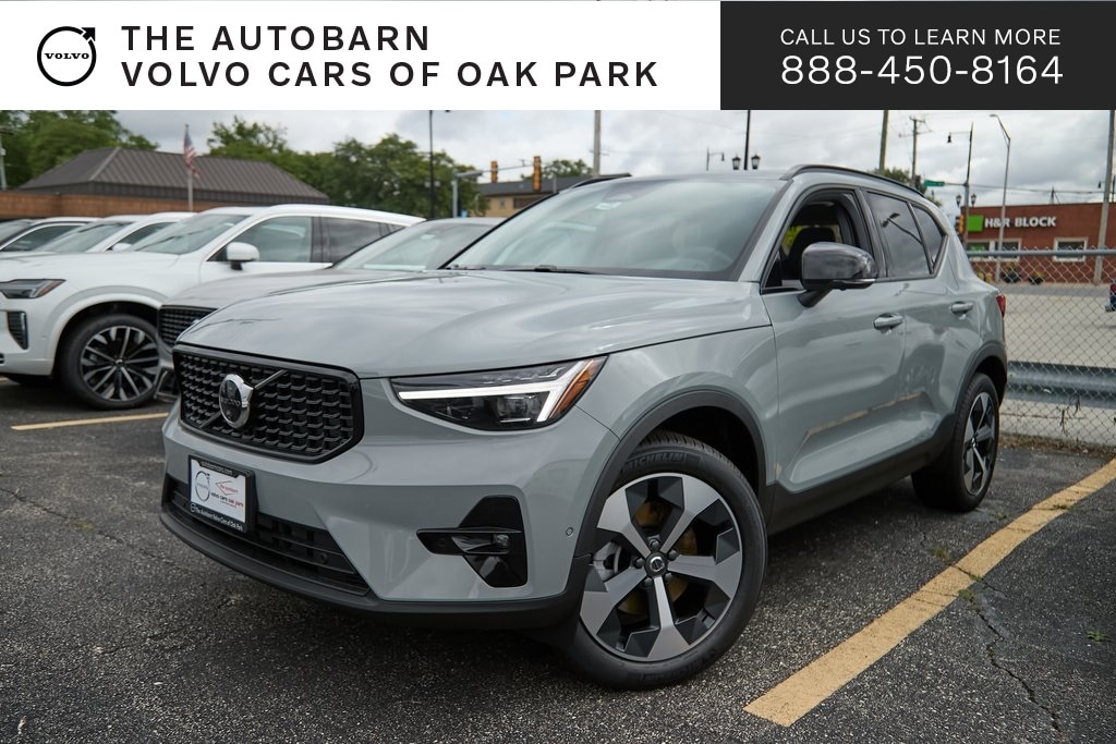 2026 Volvo XC40 B5 Plus