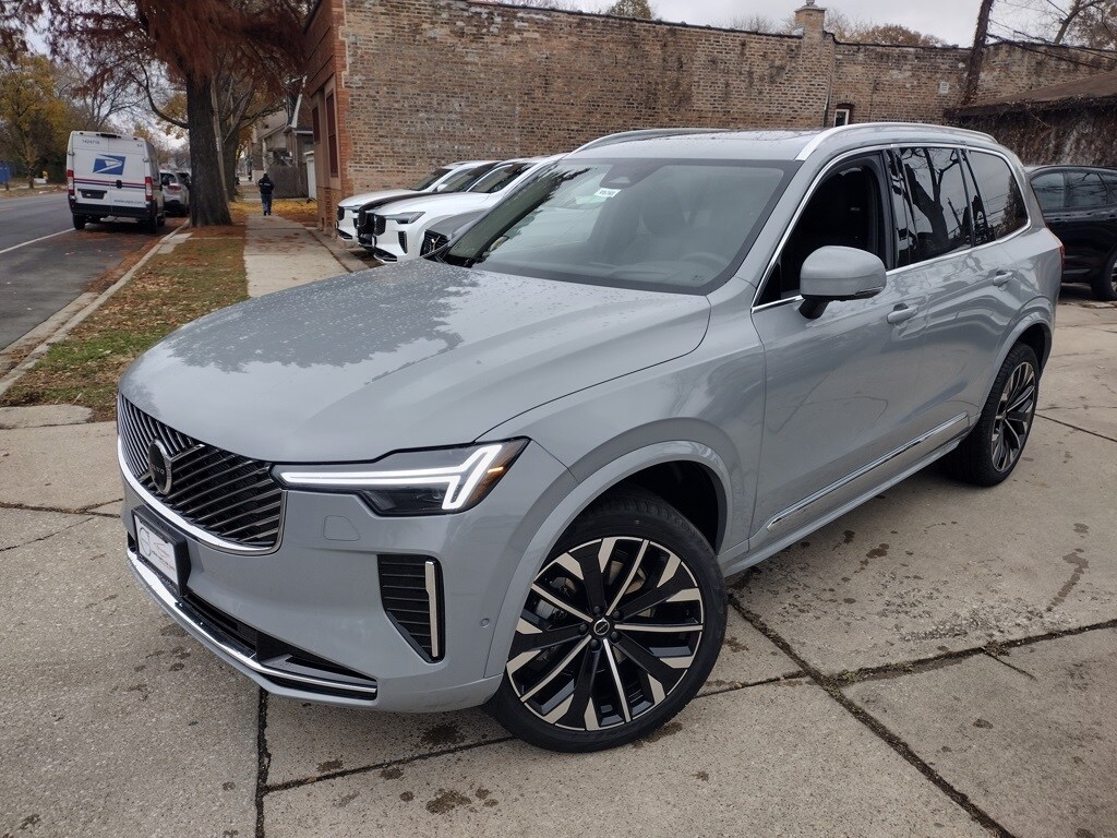 2026 Volvo XC90 photo 2