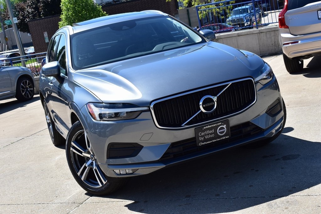 Used 2021 Volvo XC60 Momentum with VIN YV4102RK5M1851096 for sale in Oak Park, IL