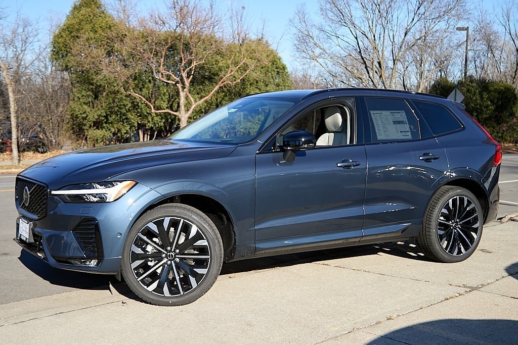 New 2026 Volvo XC60 B5 Ultra SUV