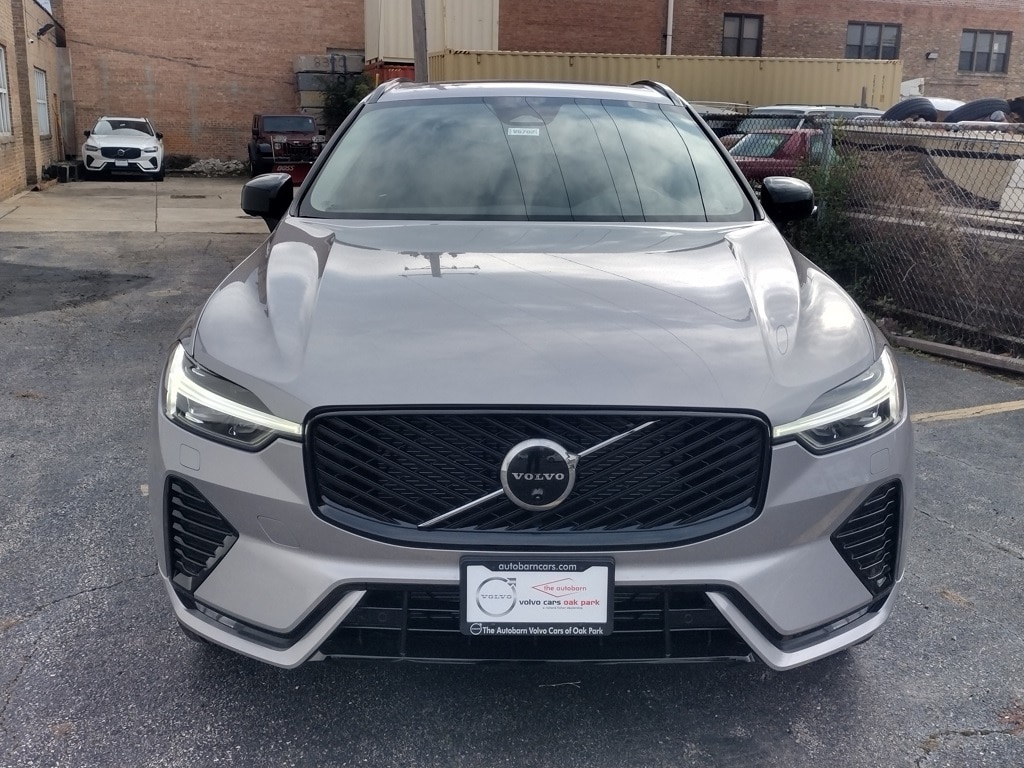 New 2026 Volvo XC60 B5 Plus SUV